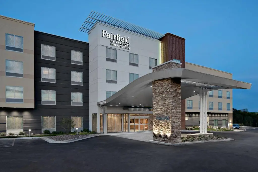 Fairfield Inn – Commercial tile installation project